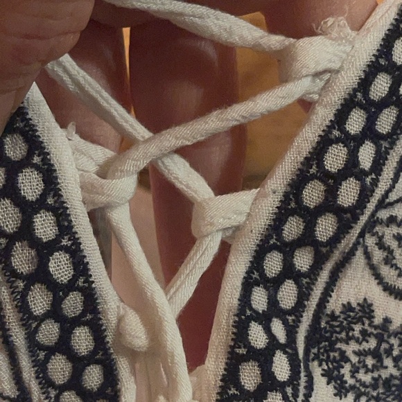 Embroidered lined romper - Picture 3 of 5